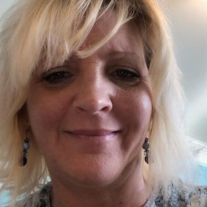 Meet your Posher, Dorinda